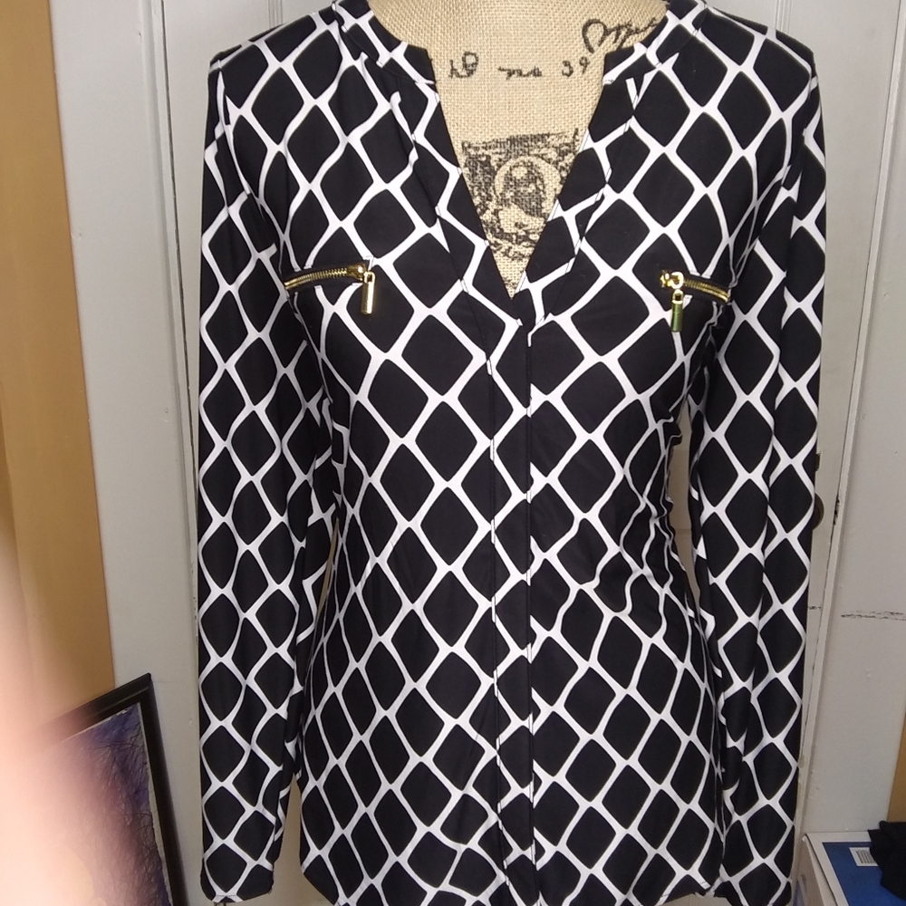 Blouse - Picture 11 of 12